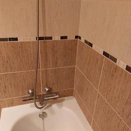 First Line Apartment !!! 50 M From La Pinta Beach !!! In Los Geranios *