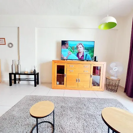 First Line Apartment !!! 50 M From La Pinta Beach !!! In Los Geranios * Costa Adeje (Tenerife)